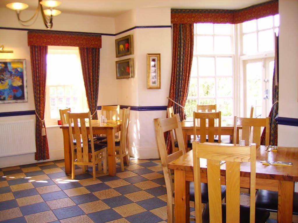 The Bell Inn Frampton on Severn Exterior photo